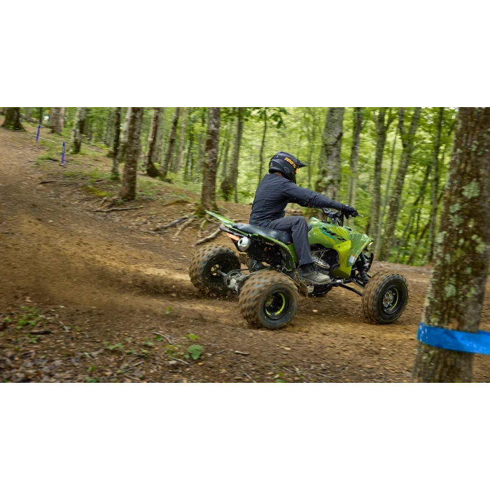 Yamaha YFZ450R SE 2026 - akcja 3